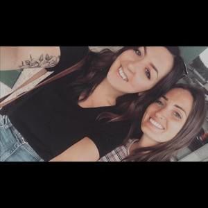 Meet your Posher, Tina